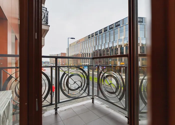Apartment With Balcony - Pawia 34 Street